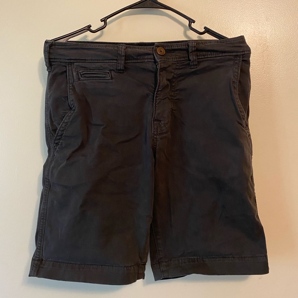 American Eagle Next Level Classic Khaki Short 26